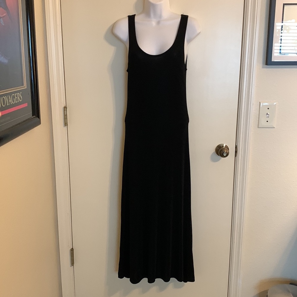 Women’s black dress. A everyday perfect dress